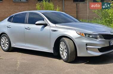 Седан Kia Optima 2017 в 