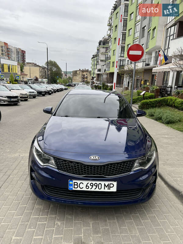 Седан Kia Optima 2018 в Львові