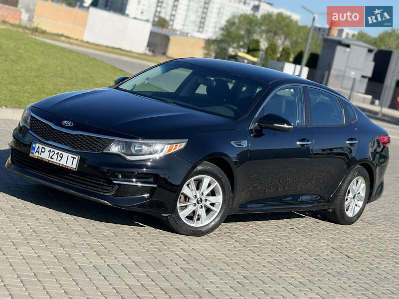 Седан Kia Optima 2017 в Львове