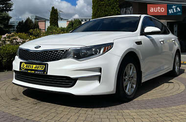 Седан Kia Optima 2016 в 