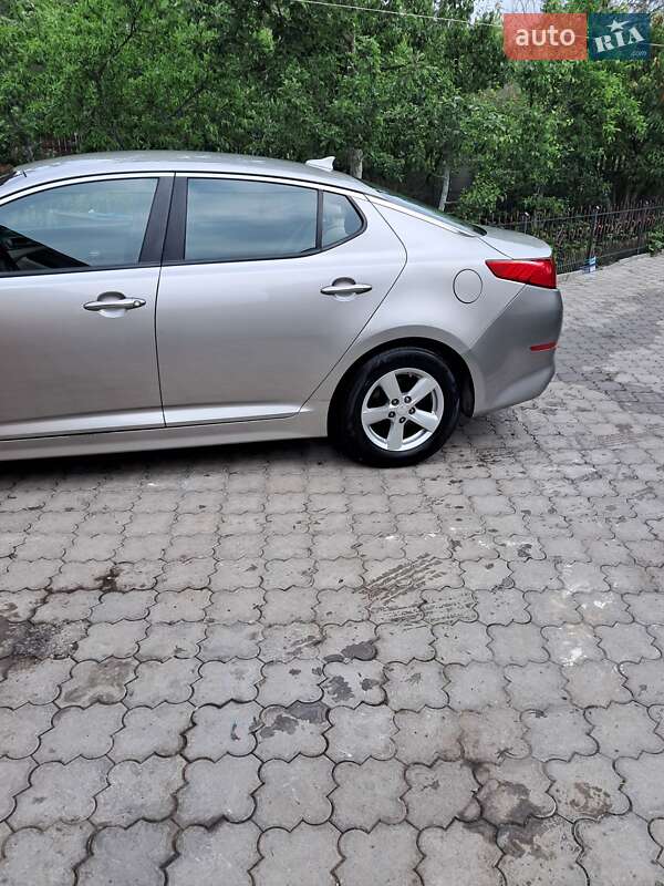 Седан Kia Optima 2014 в Луцке