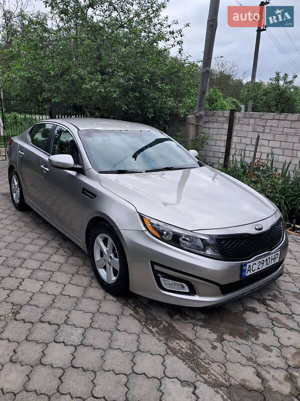 Седан Kia Optima 2014 в Луцке
