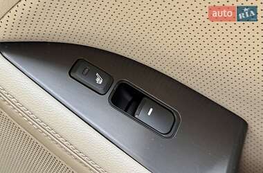 Седан Kia Optima 2013 в 