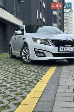 Седан Kia Optima 2013 в 