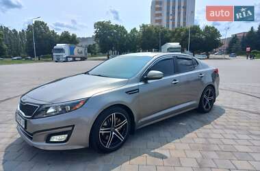 Седан Kia Optima 2015 в Черкассах