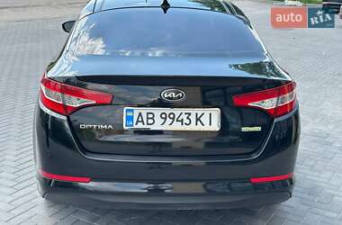 Седан Kia Optima 2012 в 