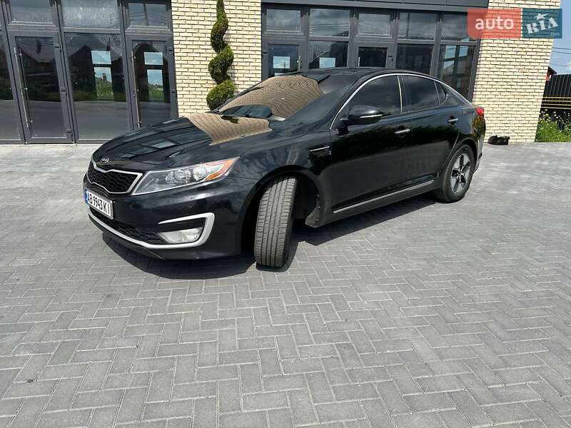 Седан Kia Optima 2012 в Виннице