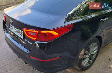 Седан Kia Optima 2014 в 