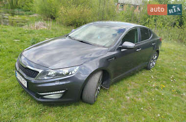 Седан Kia Optima 2012 в Киеве