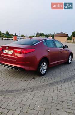 Седан Kia Optima 2015 в 