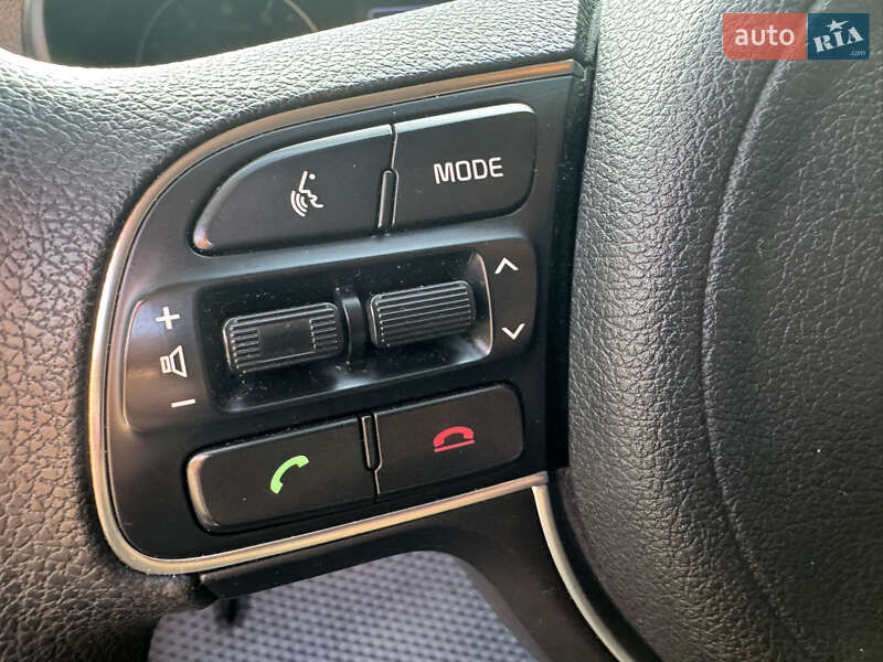 Седан Kia Optima 2017 в Умані