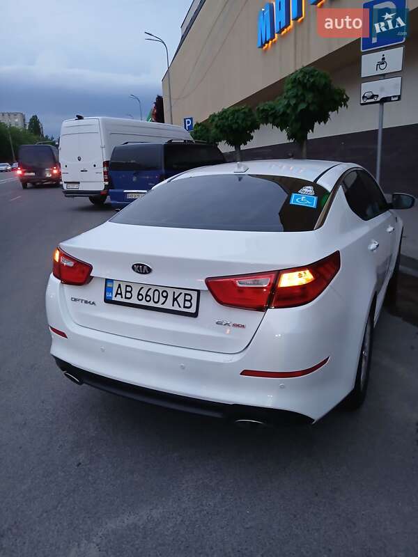 Седан Kia Optima 2014 в Виннице
