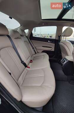 Седан Kia Optima 2017 в 