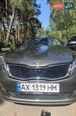 Седан Kia Optima 2014 в 
