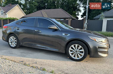 Седан Kia Optima 2016 в 