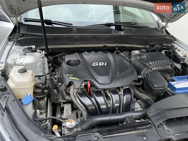 Седан Kia Optima 2013 в Львове