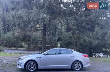 Седан Kia Optima 2013 в Львове