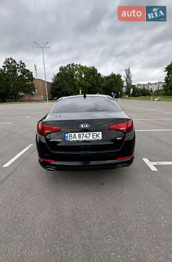 Седан Kia Optima 2013 в 