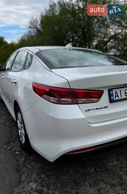 Седан Kia Optima 2016 в 