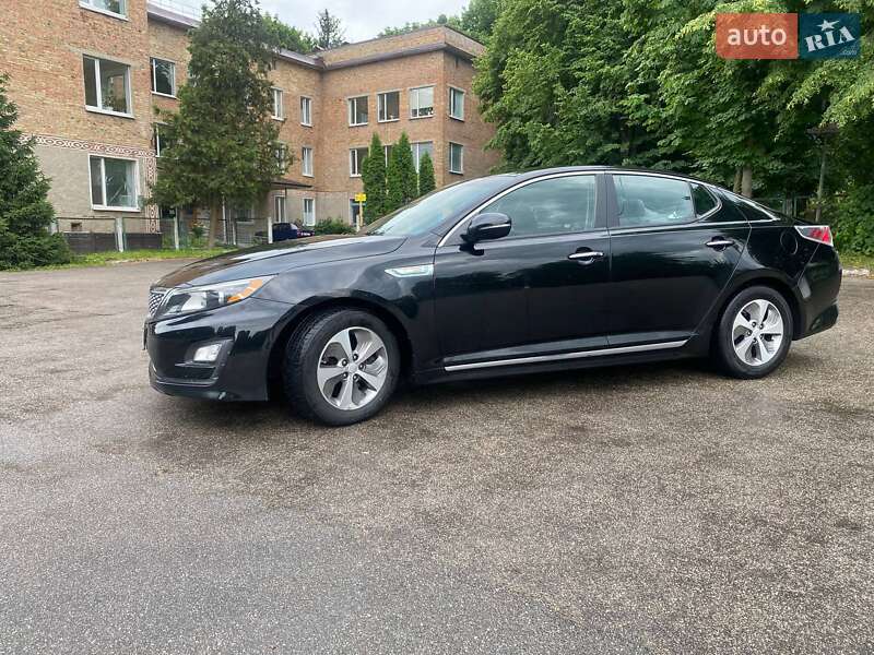 Седан Kia Optima 2014 в Киеве