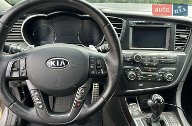 Седан Kia Optima 2012 в 