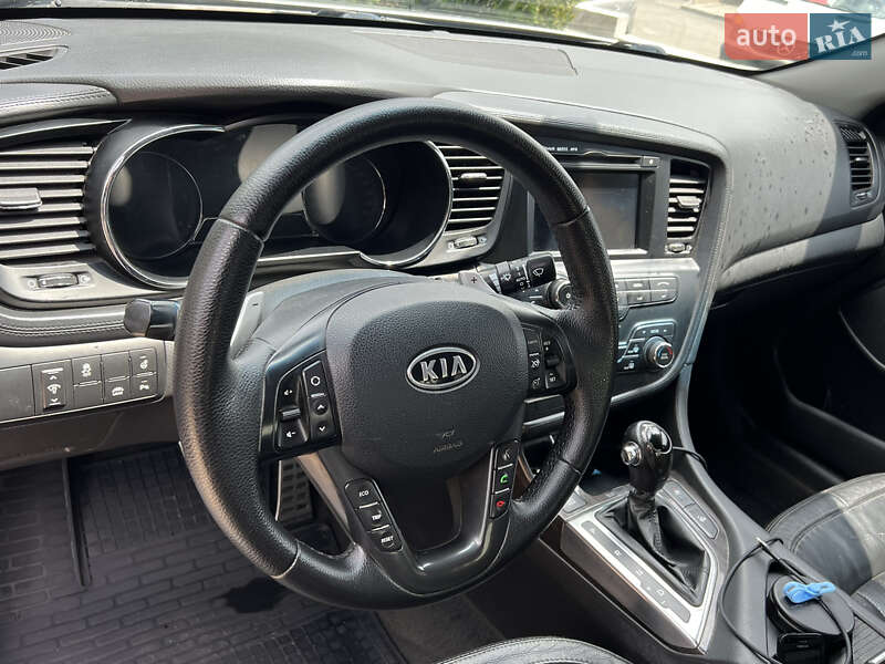 Седан Kia Optima 2012 в Дніпрі