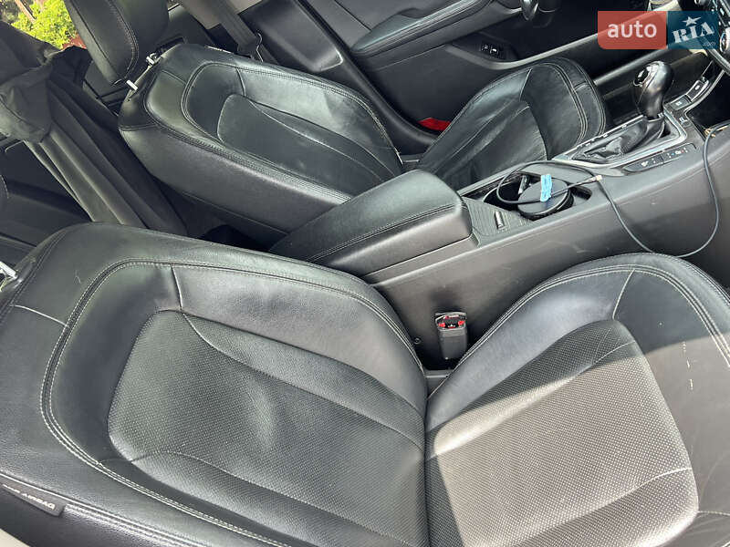 Седан Kia Optima 2012 в Дніпрі