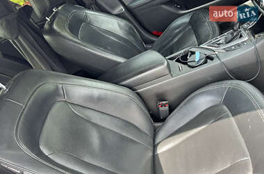 Седан Kia Optima 2012 в 