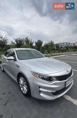 Седан Kia Optima 2018 в 