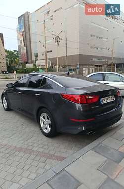 Седан Kia Optima 2015 в 