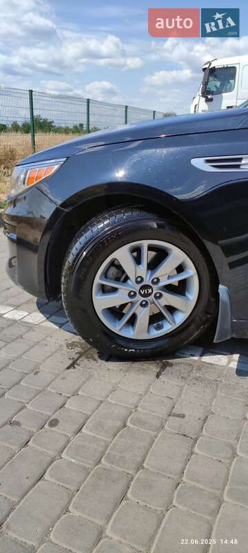 Седан Kia Optima 2017 в Павлограде