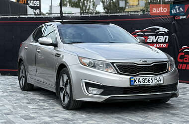 Седан Kia Optima 2013 в 