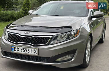 Седан Kia Optima 2012 в 