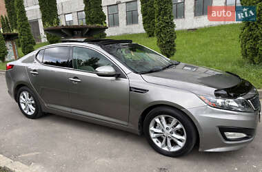 Седан Kia Optima 2012 в 