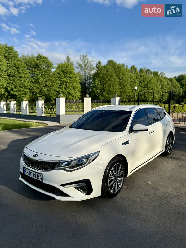 Универсал Kia Optima 2019 в 