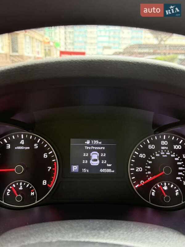 Седан Kia Optima 2019 в Одессе