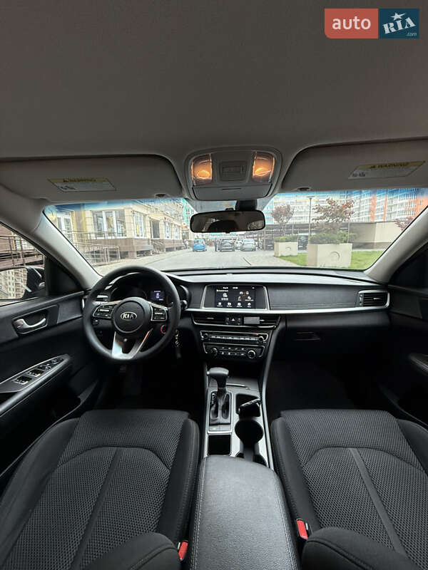 Седан Kia Optima 2019 в Одессе