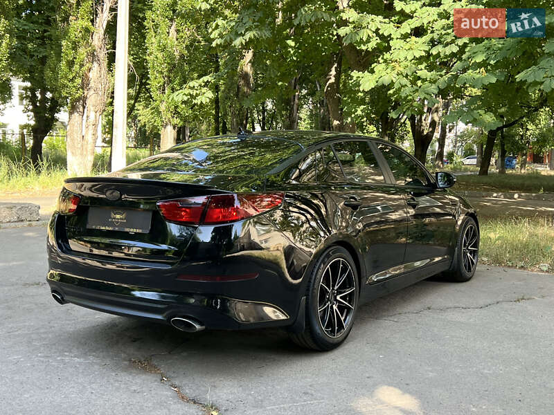 Седан Kia Optima 2014 в Одесі