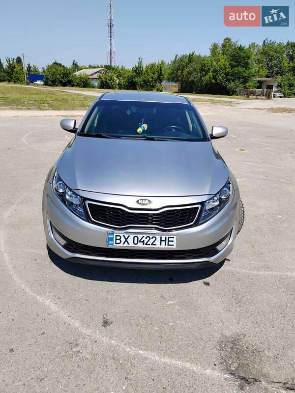 Седан Kia Optima 2012 в Новой Ушице