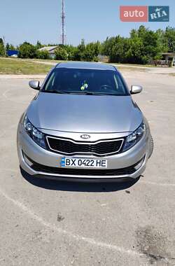 Седан Kia Optima 2012 в 