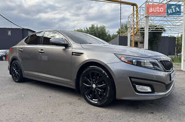 Седан Kia Optima 2015 в 