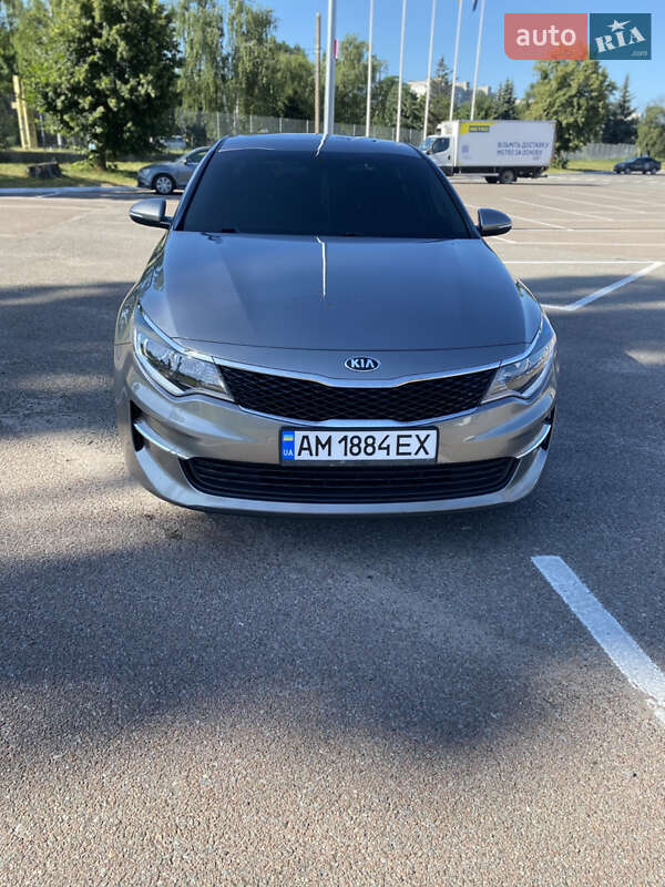 Седан Kia Optima 2017 в Житомире