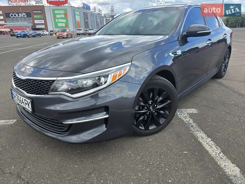 Седан Kia Optima 2016 в Одессе