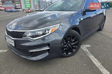 Седан Kia Optima 2016 в 