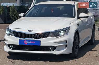 Седан Kia Optima 2017 в 