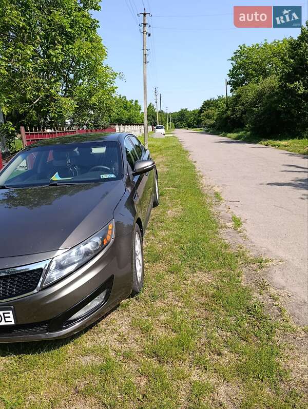 Седан Kia Optima 2013 в Золотоноше