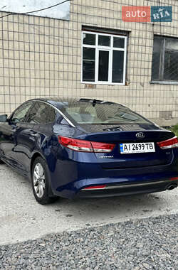 Седан Kia Optima 2016 в 