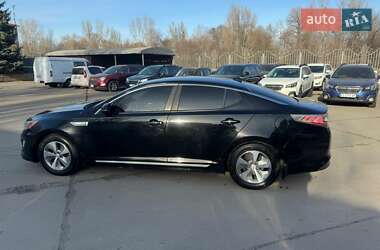 Седан Kia Optima 2015 в 