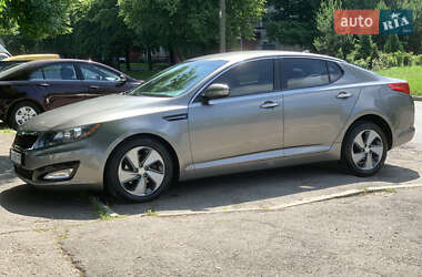 Седан Kia Optima 2013 в Львові