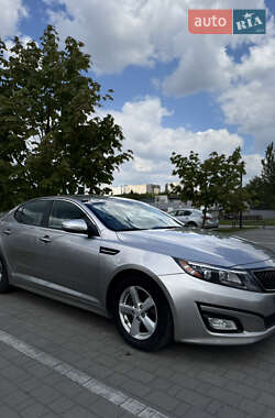 Седан Kia Optima 2015 в Хмельницком